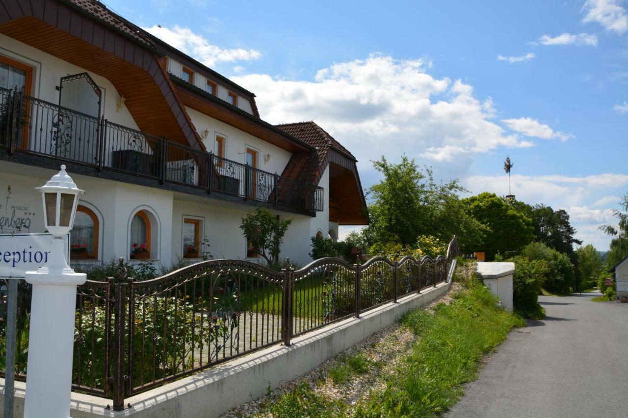 Pension Restaurant Rosenberg Gyanafalva Kültér fotó