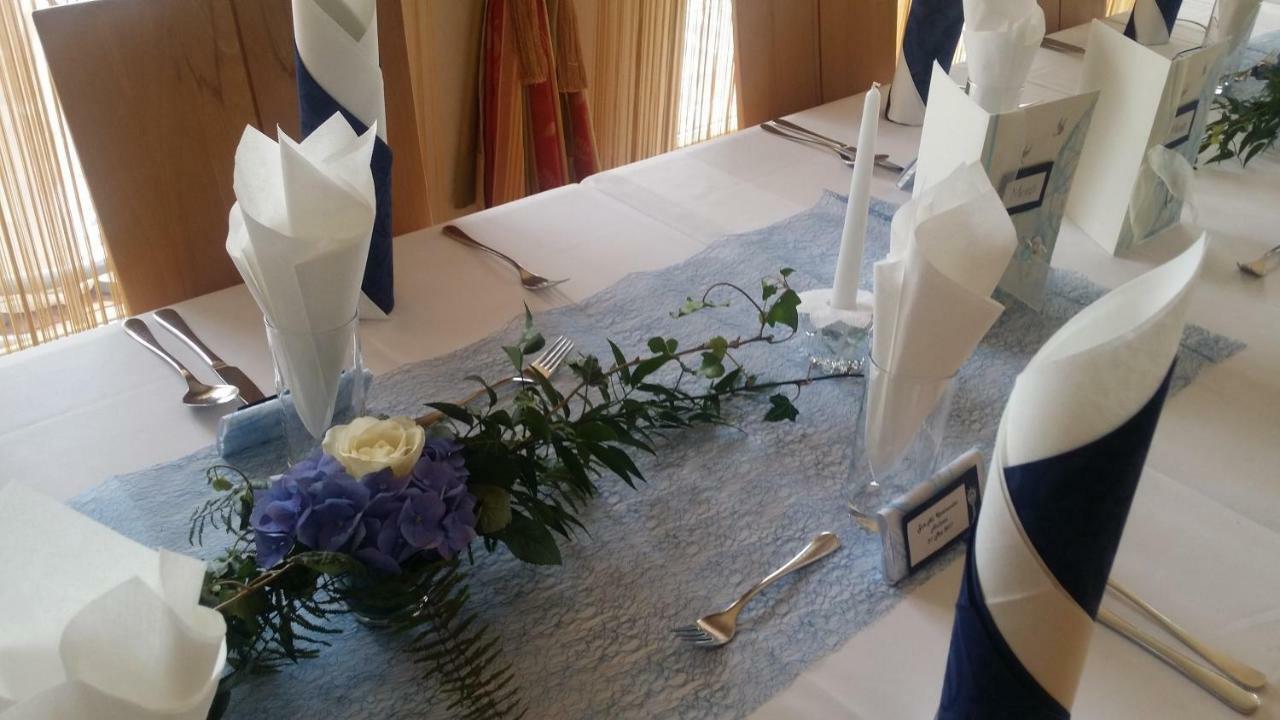 Pension Restaurant Rosenberg Gyanafalva Kültér fotó